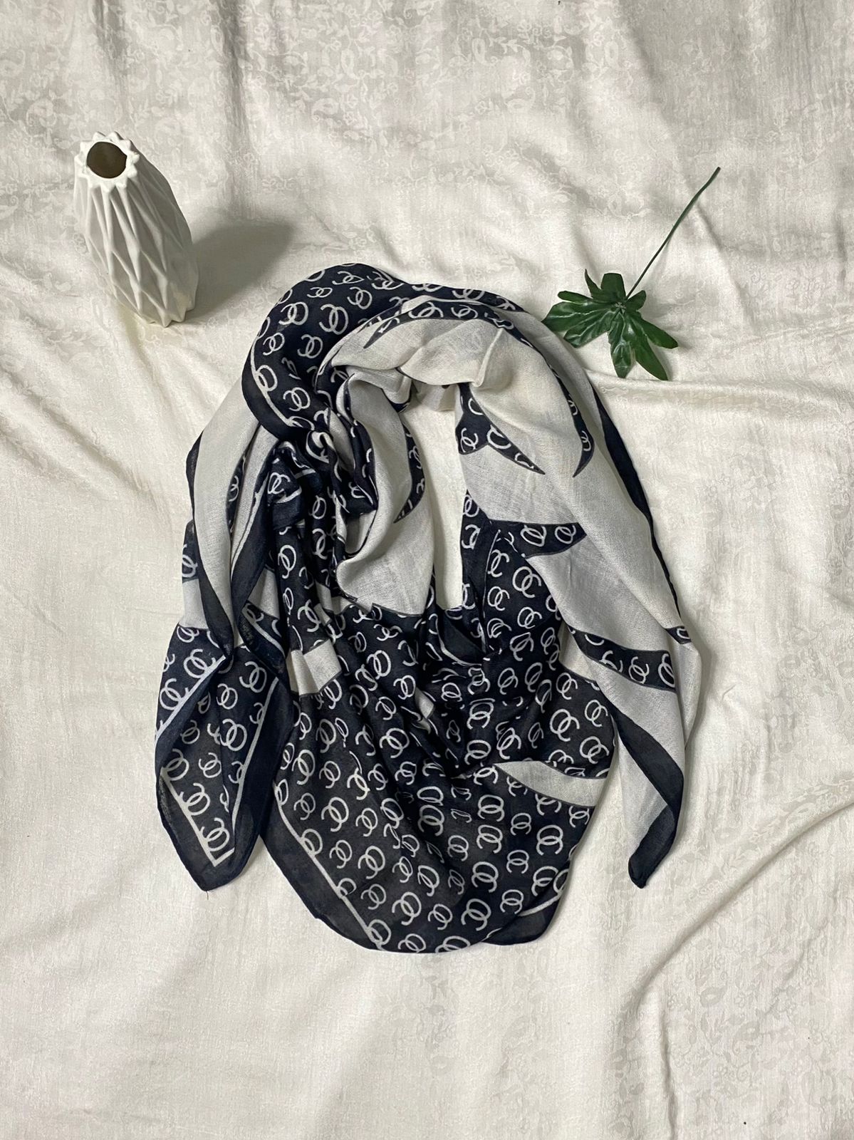 Black & Of White Pashmina Stole - Shawl